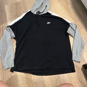 XL NIKE HOODIE LIGHT WEIGHT